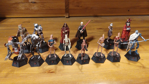 Ajedrez Star Wars Figuras (Usado)