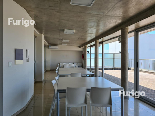 Venta Oficina Con Cochera Estrenar Centro