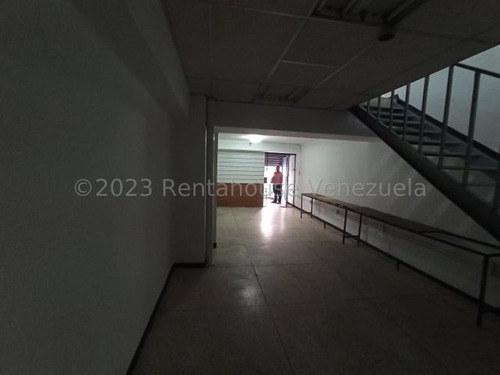 Venta De Céntrico Local Comercial En La Parroquia Santa Rosalía. Cl. Mls-24-3344