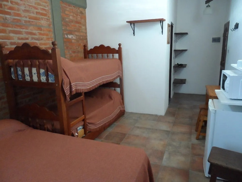 Imagen 9 de 13 de Hospedaje En Gualeguaychú De Habitaciones, Departamentos, Dupex Desde 2 A 9 Personas Con Pileta