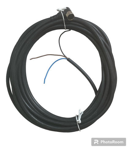 Cable Nuevo, M8 3 Polos, Acodado, 5 Metros (Usado)