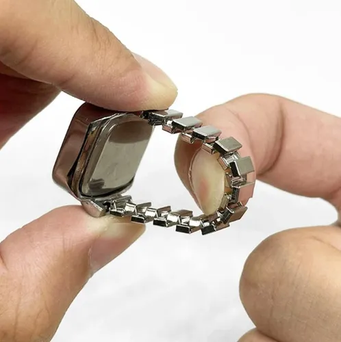 Anillo Reloj Para Mujer Con Diseño