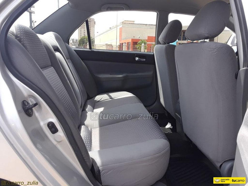 Mitsubishi Lancer Glx Aut