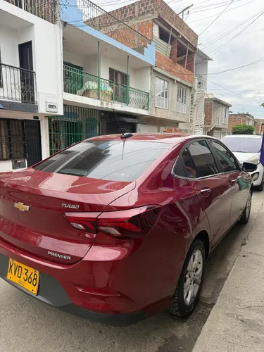 Chevrolet Onix 1.0T Premier Sedan At