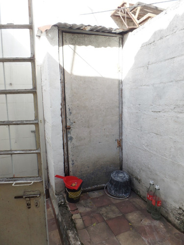 Imagen 10 de 10 de Casa De Un Dormitorio, Con Opcion A Dos, Con Patio.
