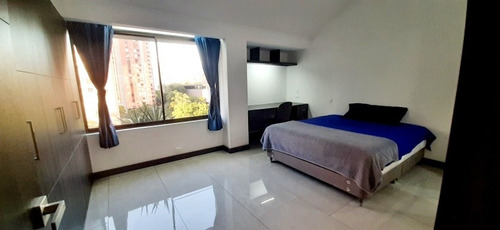 Imagen 10 de 14 de Vendo Penthouse Renovado En El Poblado