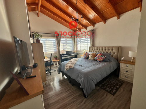 Excelente Remodelada Con Eficiencia Energética, Ubicación