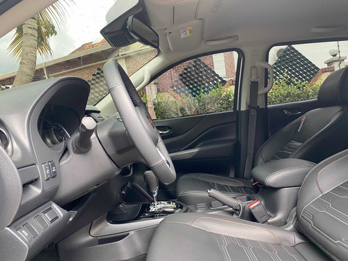 Imagen 13 de 22 de Nissan Frontier Pro4-x 2.5 At