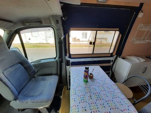 Imagen 9 de 11 de Motorhome Renault Master 2012