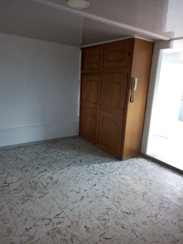 Apartaestudio En Arriendo Laureles 447-10102