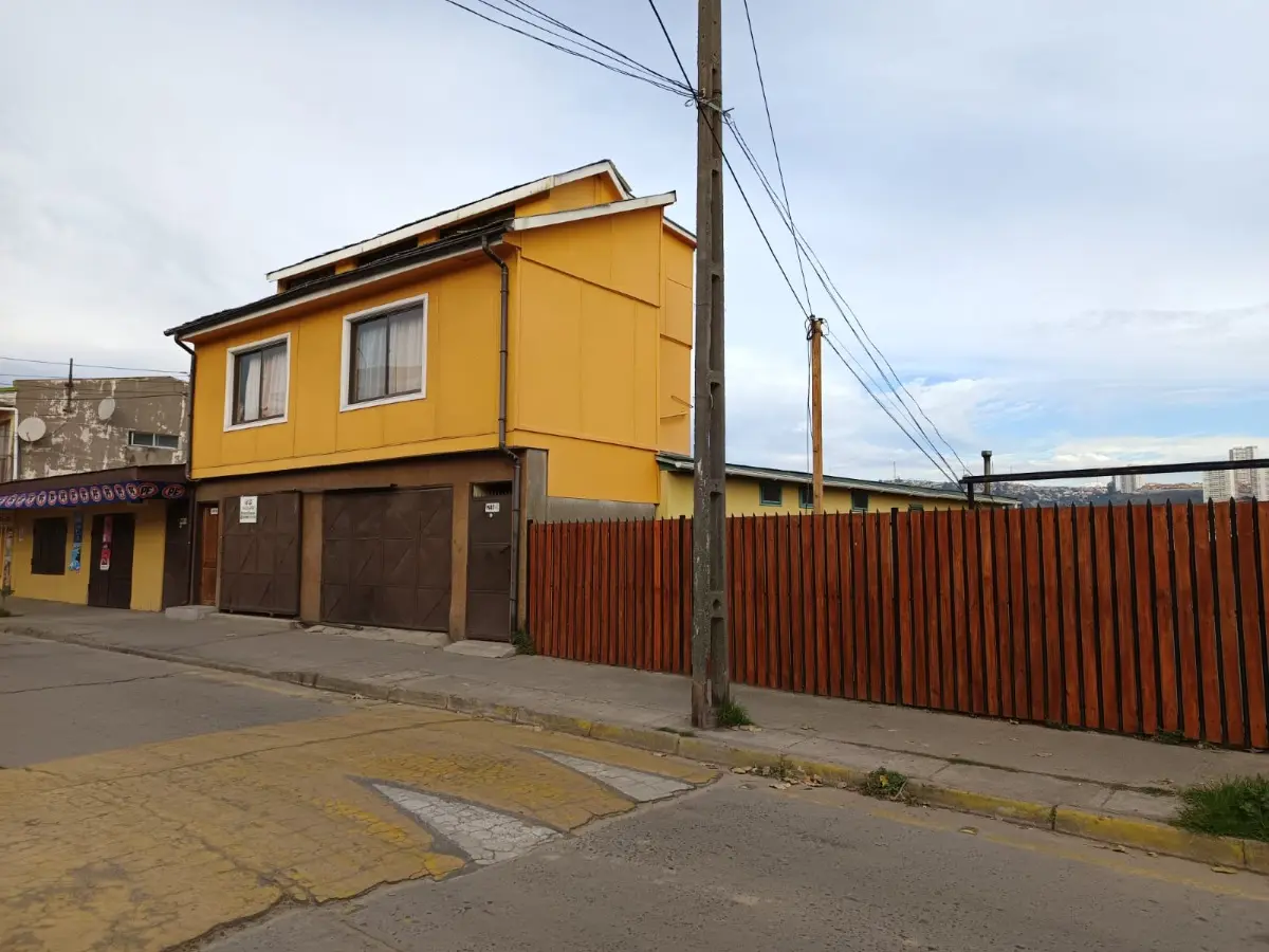 Imagen 2 de 18 de Se Vende Casa En Forestal Alto