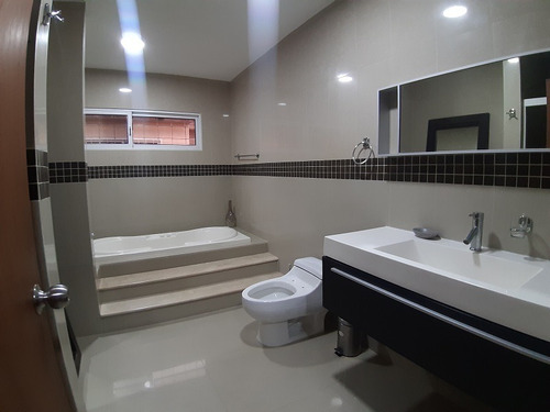 Imagen 8 de 14 de Hermoso Y Acogedor Town House En Sabanamar