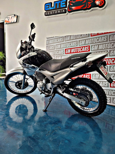 Imagen 3 de 15 de Honda Nx 400 Falcon 2010