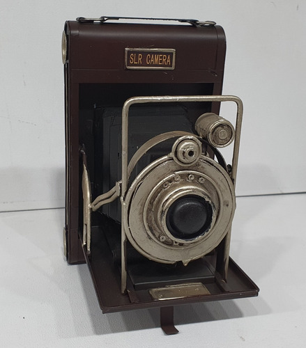 Camara Antigua Decoracion Metal Replica Color Marrón