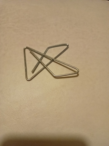 Par De Ganchos Para Dinero Sifap Mariposa Tipo G Metal Gris