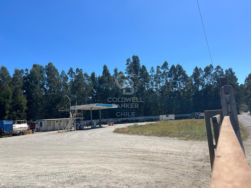 Estación De Servicio En Funcionamiento