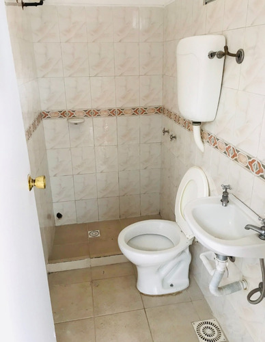 Imagen 7 de 12 de Venta Casa En Pleno Centro De San José, Excelente Terreno