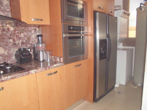 Imagen 4 de 13 de Bonito Apartamento De 95 Mts. Aprox. 3 Hab. Y 2 Baño.