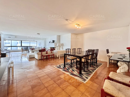 Apartamento De 4 Dormitorios Y Dependencia De Servicio, Península, Punta Del Este.