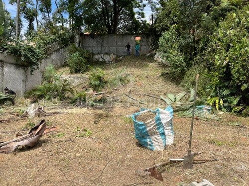 Terreno - Condomínio Vitoria Regia - Panamby - Cf64104