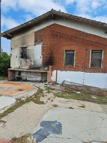 Terreno En Venta En Camino Centenario Y 514
