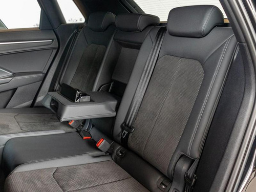 Audi Q3 Performance Black Sline 2.0 Quattro