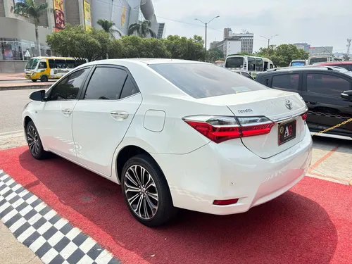 Toyota Corolla SEG 1.8 AT
