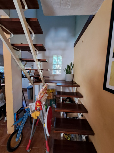 Hermosa E Impecable Casa 2 Dorm Y 2 Baños Más Un Apartamento 2 Ambientes Y Baño Barrio La Fortuna