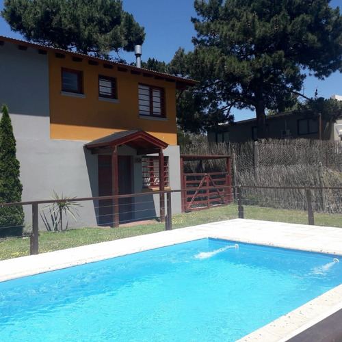 Imagen 13 de 14 de Casa C/pileta (dúplex), Complejo Cabañas Del Árbol, Zona Sur