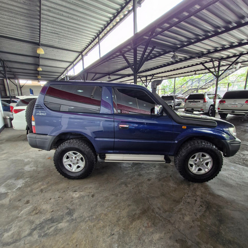 Toyota Meru 2009 90.000km