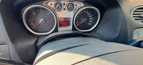 Ford Focus 2 1.8 Exe Sedan Tdci Ghia