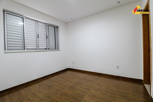 Imagem 7 de 28 de Casa À Venda, 3 Quartos, 1 Suíte, 2 Vagas, Centro - Divinópolis/mg - 32510
