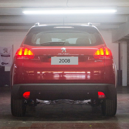Peugeot 2008 Feline 1.6l Mt | Nafta 115cv | 0km 2021