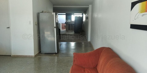 Imagen 24 de 30 de Casa En Venta En El Trigal Cabudare Lara 0-4-2-4-5-9-3-7-5-4-2 Rent-a-house Centro Occidente Mls Código: 22-24439