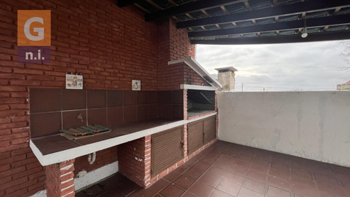 Casa En Piriápolis (cerro San Antonio) Ref. 6189