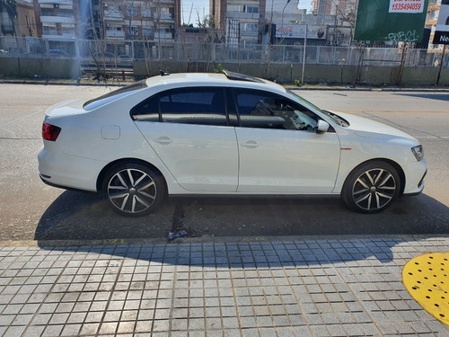 Volkswagen Vento Gli