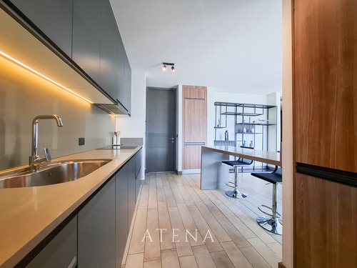 En Venta Departamento Tríplex En Vitacura