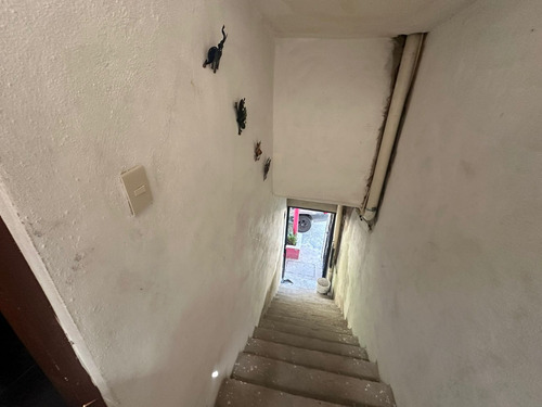 Edificio Para Remodelar! Col. 1o De Mayo | Pto. Vallarta Excelente Inversión!! 2 Departamentos, Con Opción A Un Tercero. Excelente Ubicación!