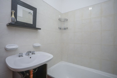 Venta Ph - 2 Ambientes Y Medio - San Justo/unlam