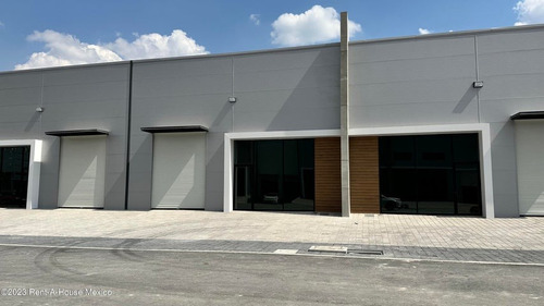 Bodega En Renta En Sata Rosa De Jaurégui 251 M2 Rahqro