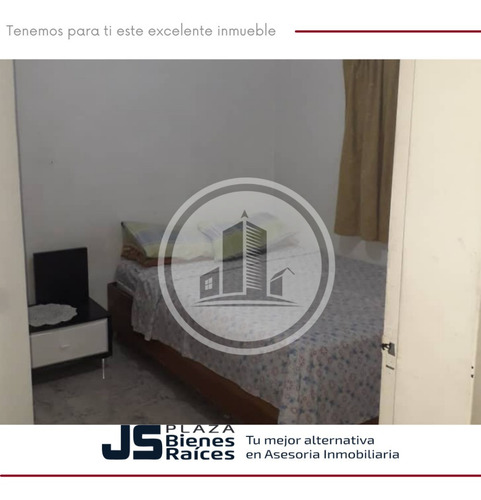 Imagen 9 de 12 de En Venta Casa, Urb Las Delicias Santa Rita 04161074862
