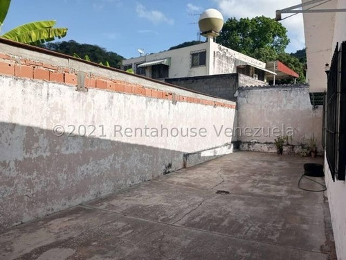 Imagen 15 de 17 de Julio Latouche Rentahouse Vende Amplia Y Comoda Casa Lomas Del Este Valencia 22-12008