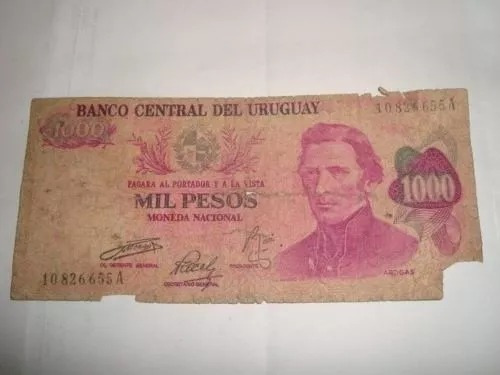 Billete De Uruguay De 1000 Pesos De 1974 Numero 10826655