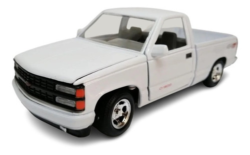 1992 Chevrolet 454 Ss Pickup Motormax Diecast 1:24