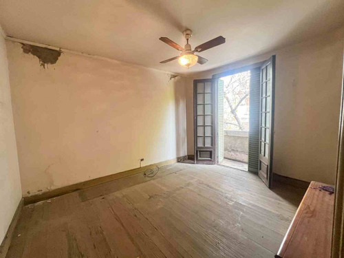 Venta Casa 9 Ambientes Flores
