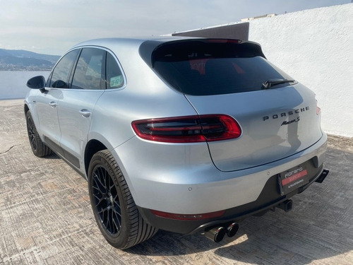 Imagen 3 de 12 de Porsche Macan Turbo Diesel