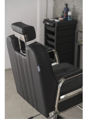 Imagen 6 de 8 de Sillón Reclinable Para Barbero Modelo Inglés Marca Famusa