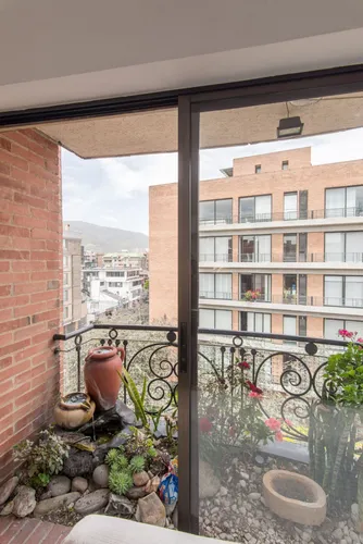 Apartamento En Arriendo/venta En Santa Barbara Occidental. Cod V17026
