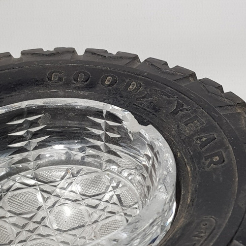 Imagen 2 de 7 de Antiguo Cenicero Goodyear Rueda Mag 57711
