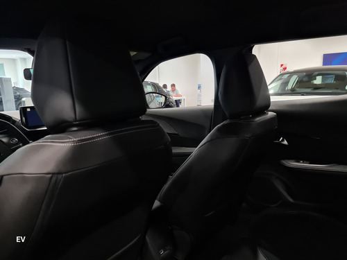 Peugeot 2008 1.0T Allure